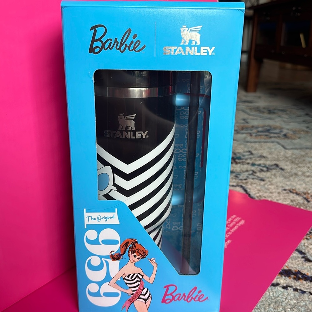 BARBIE STANLEY 1959 TUMBLER 🕶️🩵🖤